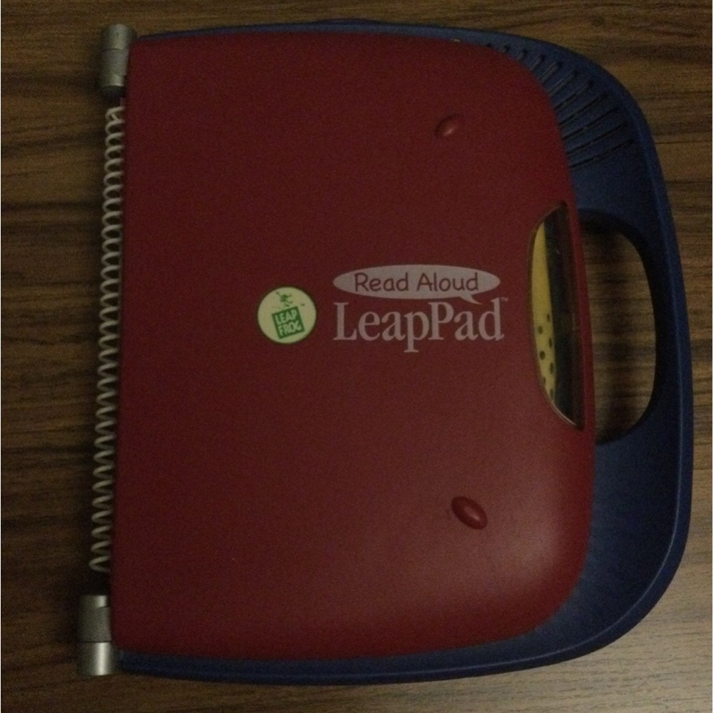 LeapFrog LeapPad Read Aloud Learning System with The Lion King Pre-Reading Book